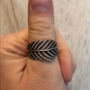 Feather ring
